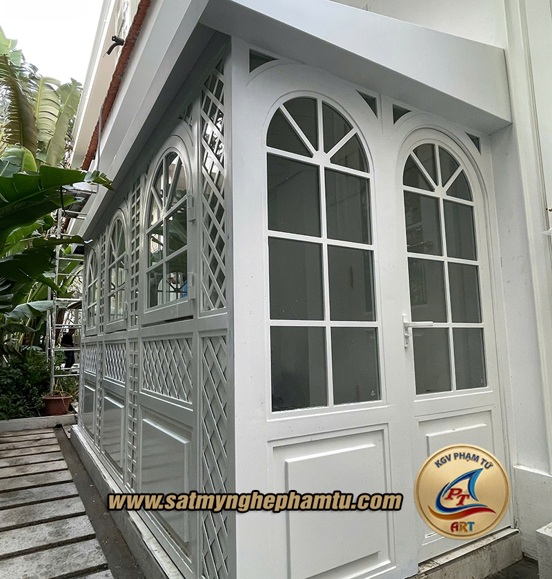 TRANG TRÍ NỘI NGOẠI THẤT 04